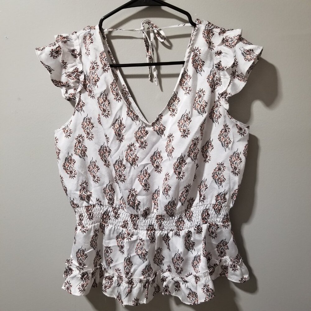 ❤️3/$12. Ryegrass V Neck Back Tie Blouse Short Sleeve Medium